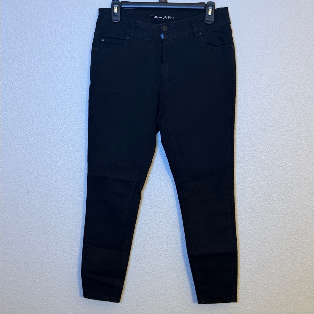 Tahari Women's Black Ankle Jeans